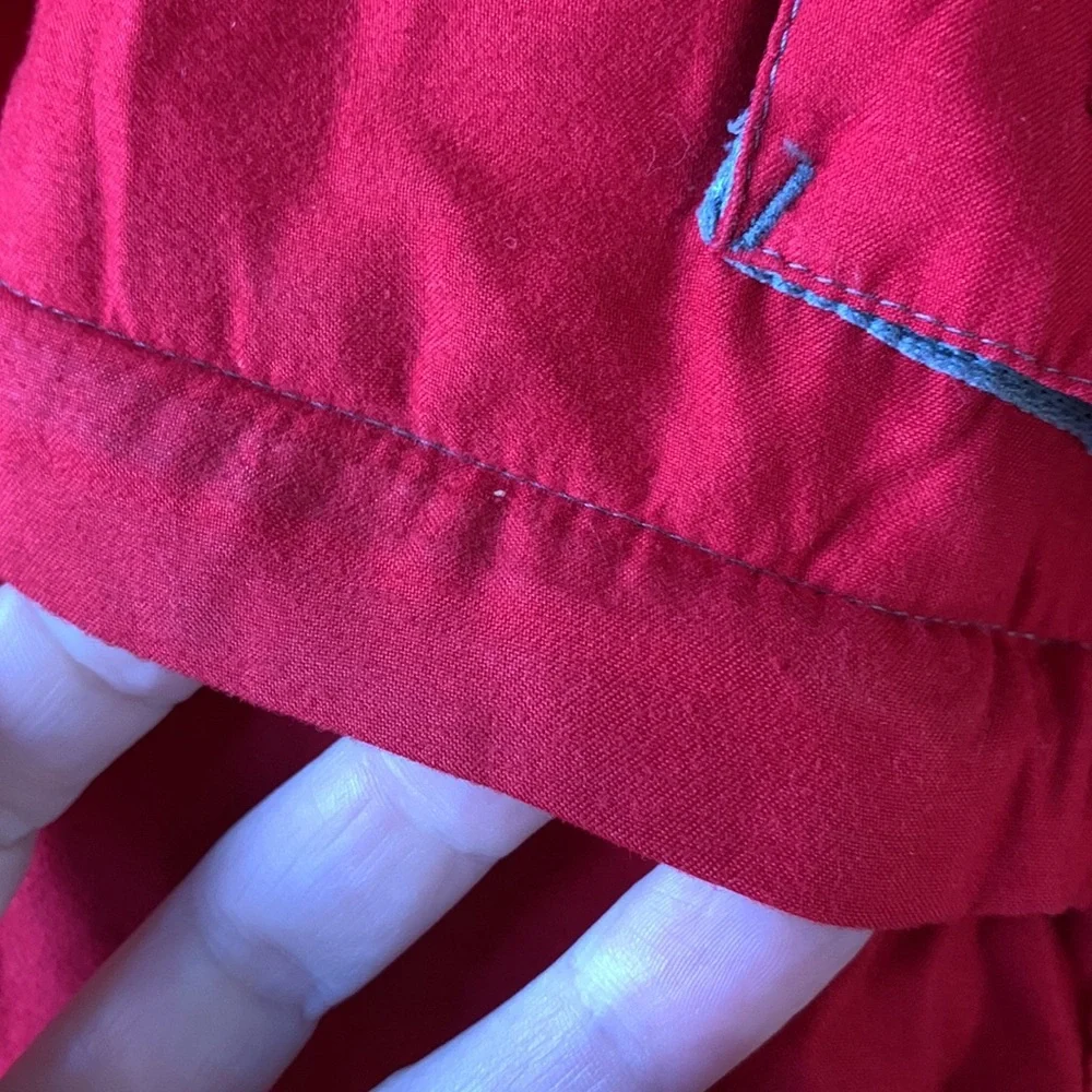 Gap Kids red convertible cargo pants shorts XS 4 zip off adjust. waist 9 pockets